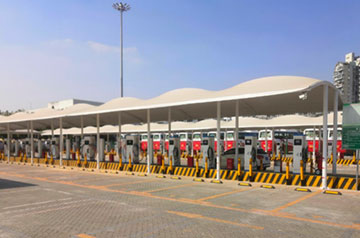 睦邻共生，，，，，，，，点亮绿色未来